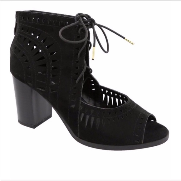 Last One⚡️Black Lace Up Laser Cut Bootie - Picture 5 of 8